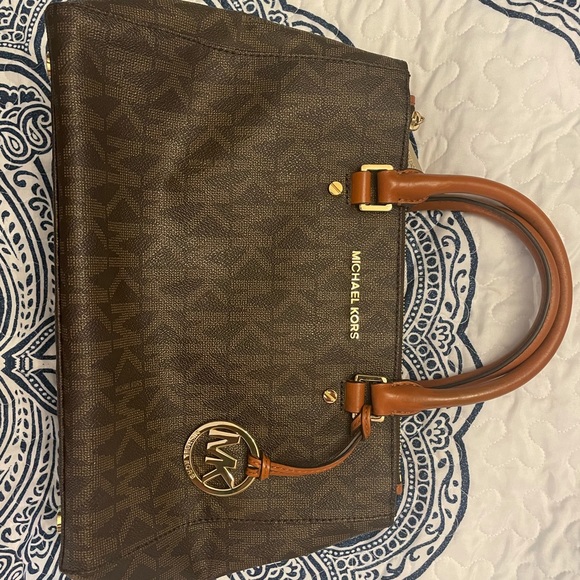 Michael Kors Signature Logo Satchel - Picture 3 of 6